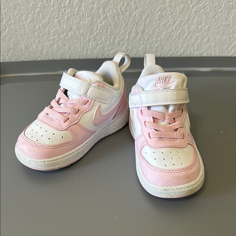 Nike Kids Light Pink and White Sneakers